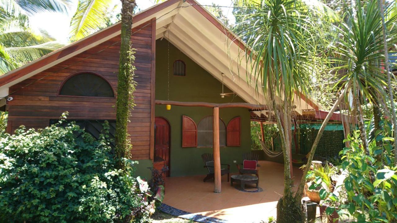 Casa Verde, Cahuita Luaran gambar