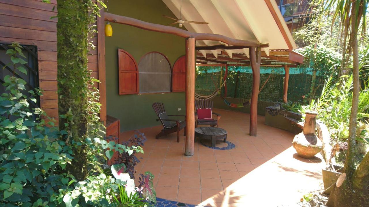 Casa Verde, Cahuita Luaran gambar